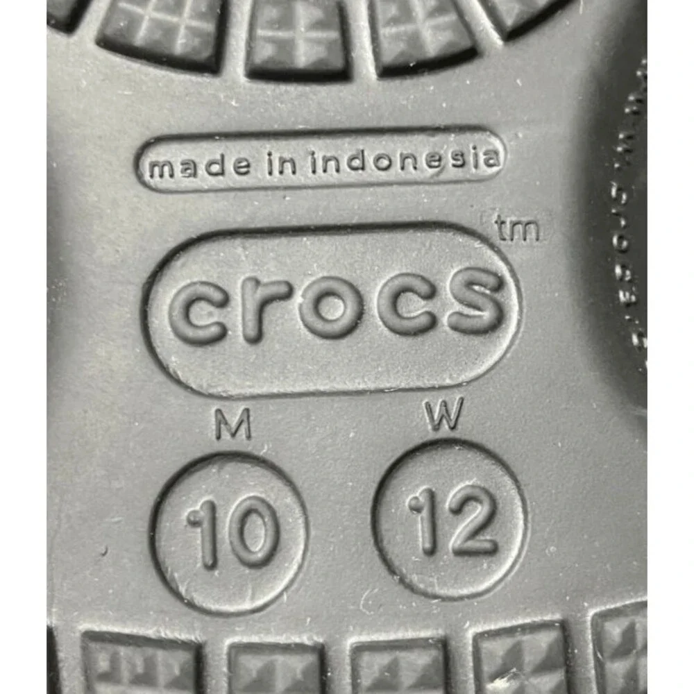 Crocs Clog Shoes Men Size 10 Women Size 12 Black Solid